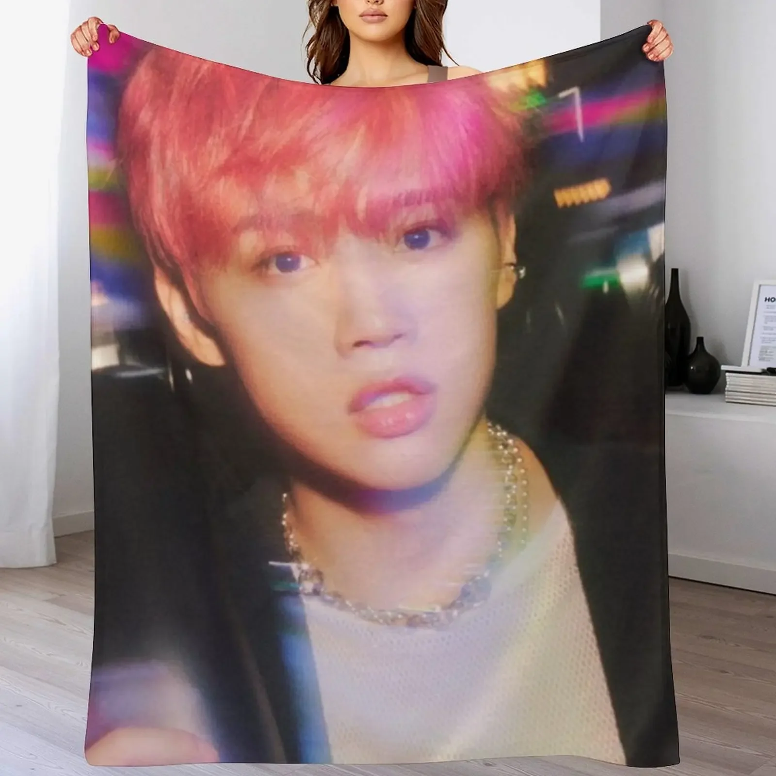 

sunwoo Throw Blanket Shaggy Furry Soft Blanket for Bedroom Living Room