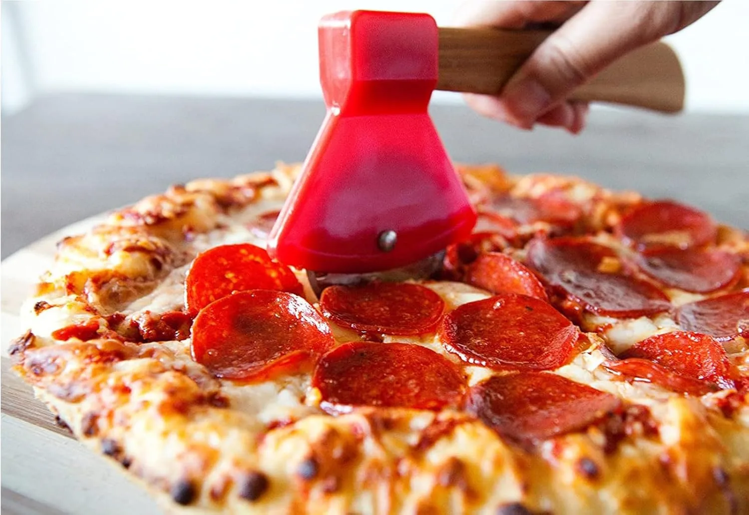 Pizza Cutter Wheel with Bamboo Handle Stainless Steel Axe Shaped Pizza Slicer for Pizza Pie Waffles Dough Kitchen Accessories(Red)