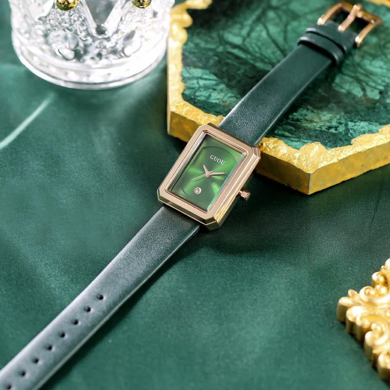 New Square Green Watch For WomenSimple And ElegantVintage Style A New Product From A Fashion Brand, A Stylish Quartz Wristwatch.
