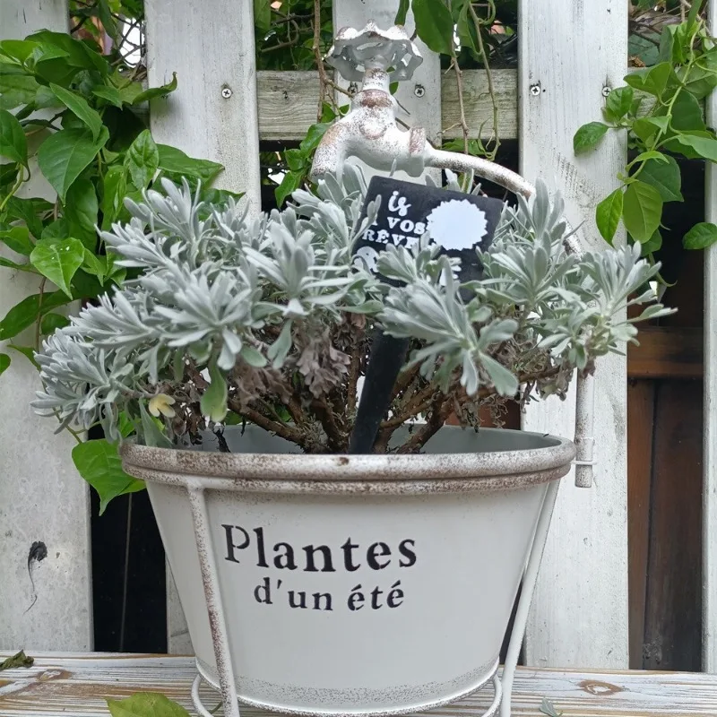Ins Villa Planter High Foot Design Faucet Decorative Pot Vintage Iron Plant Support Elegant and Practical Indoor Gardening