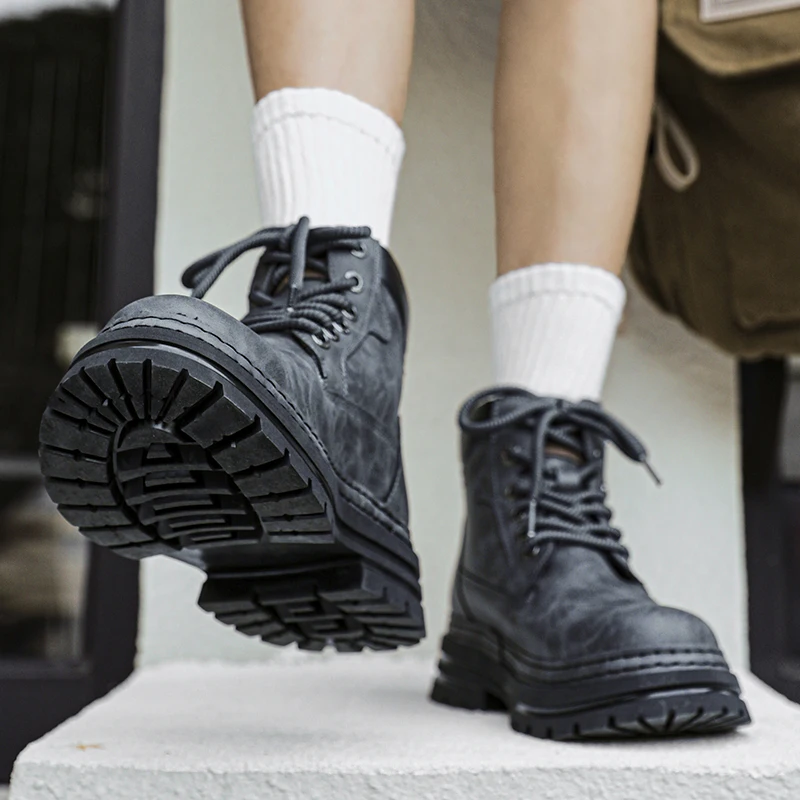 خمر جلد الرجال أحذية الثلوج رجل الموضة حذاء من الجلد الدانتيل يصل عالية أعلى الأحذية في الهواء الطلق دراجة نارية الأحذية أعلى جودة المشي الأحذية