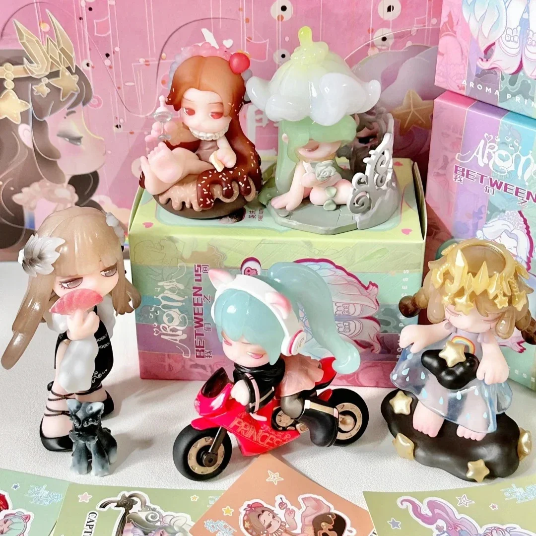 

Spice Princess Between Us Series Blind Box Cute Action Figure Mystery Box Trendy Toy Surprise Bag Desktop Decorat Collect Model