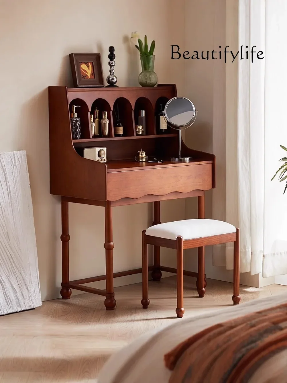 

Medieval style dresser small apartment Nordic solid wood makeup table French retro style bedroom makeup table combination