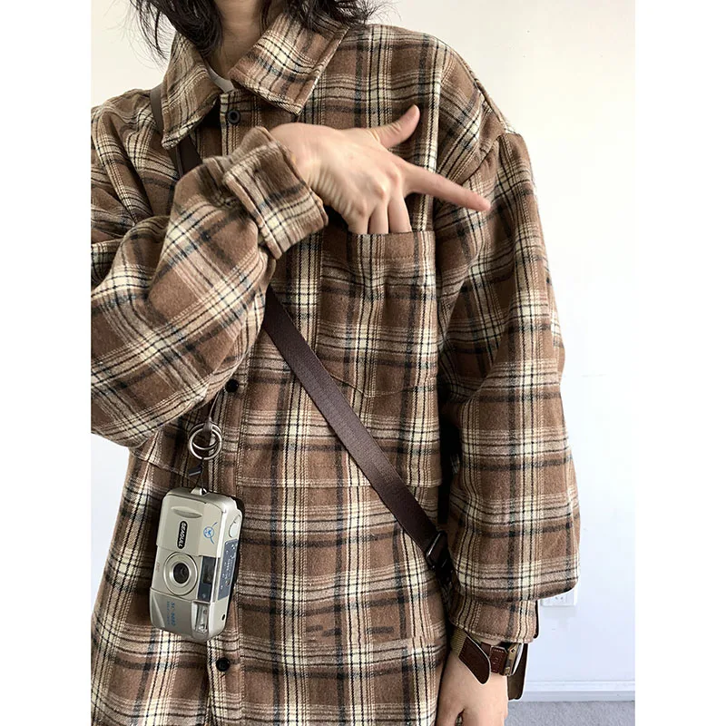 Retro Fleece Shirt Men Women Harajuku Patchwork Check Loose Cardigan Coat Japanese Casual Lapels Long Sleeves Autumn Unisex Tops