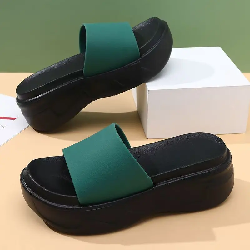 

Women's Summer New Open Toe Platform Wedges Slippers Thick Sole Non Slip Lightweight High Heel Outdoor Beach Slippers Sandals