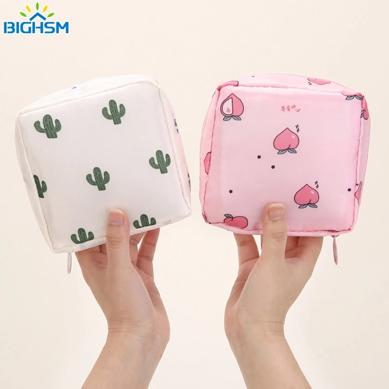 1Pc Cute Sanitary Napkin Storage Bag Tampon Organizer Cartoon Mini Makeup Bags Girls Sanitary Napkin Organization Bag