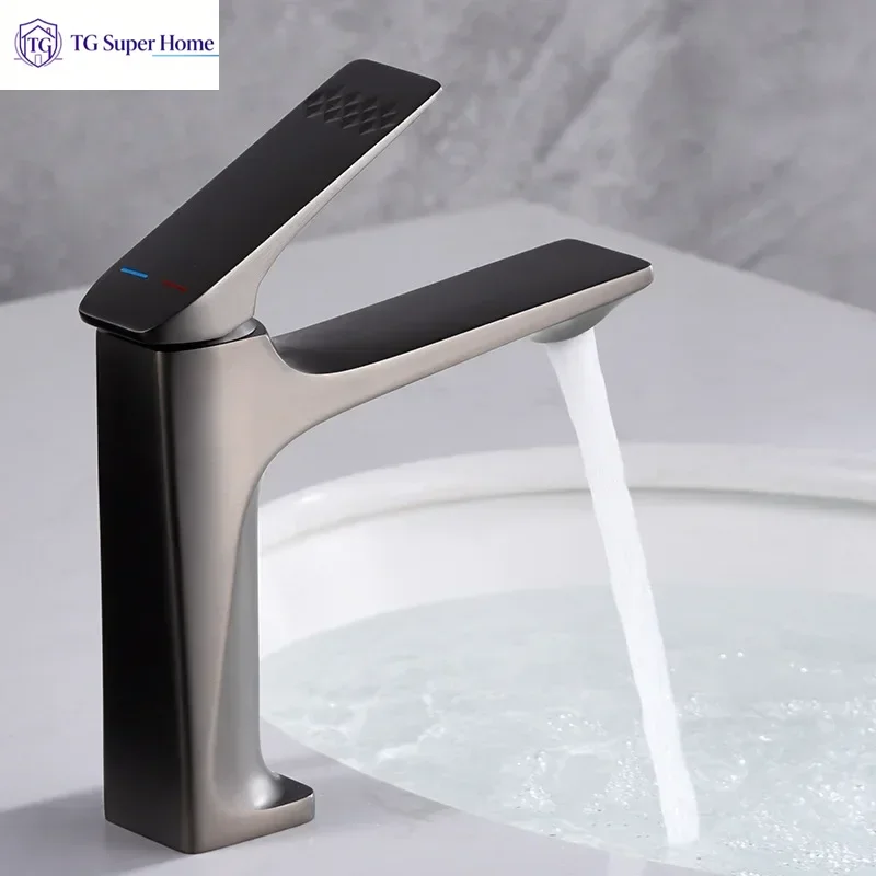 Bathroom Sink Faucet Brass Single Handle Bathroom Sink Faucet Deck Mounted Wash Basin Water Tap Hot And Cold Water Mixer