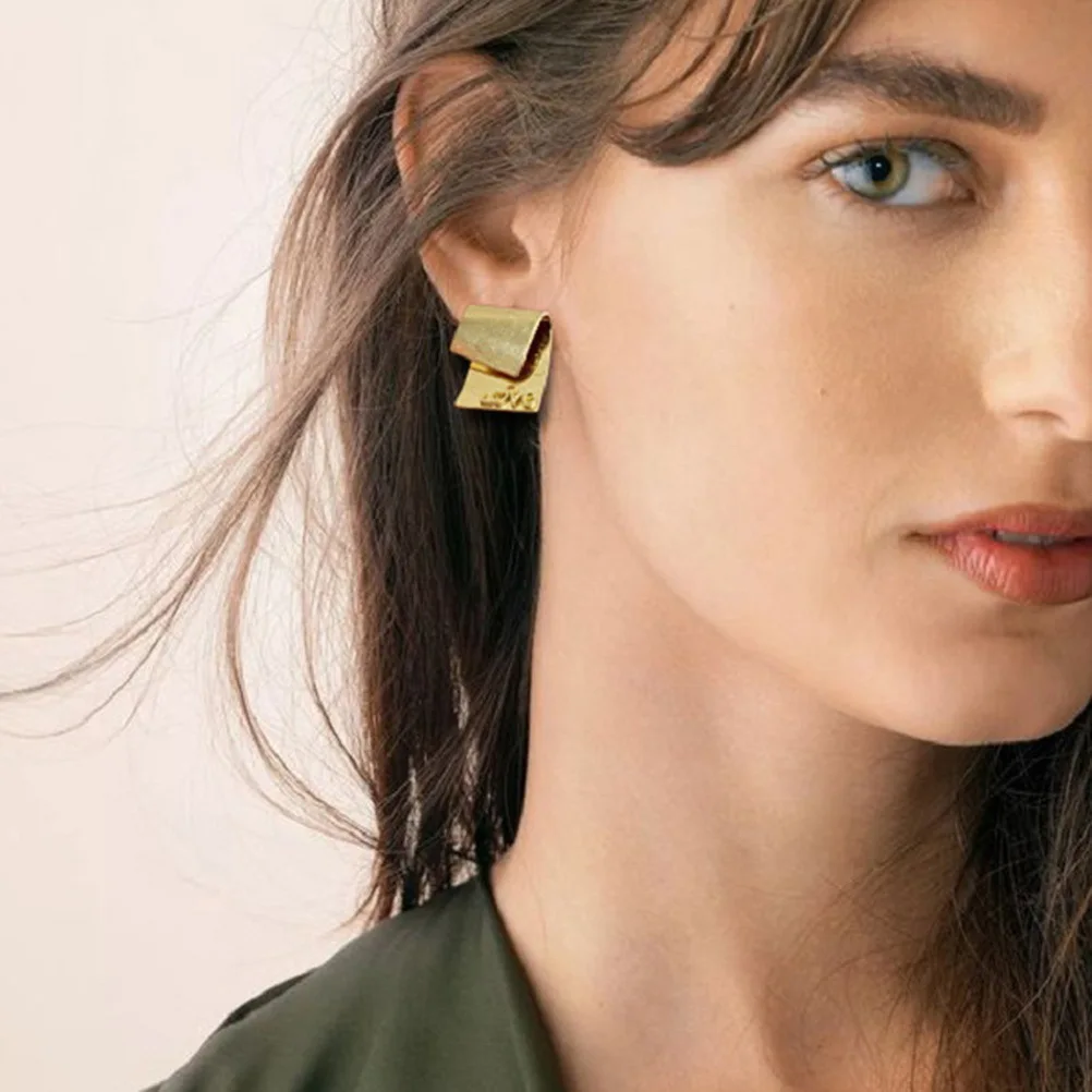 

1Pair Square Earrings Fashion Exaggerated Copper Ear Studs Geometric Unique Design Stylish Earrings for Women Party Wedding