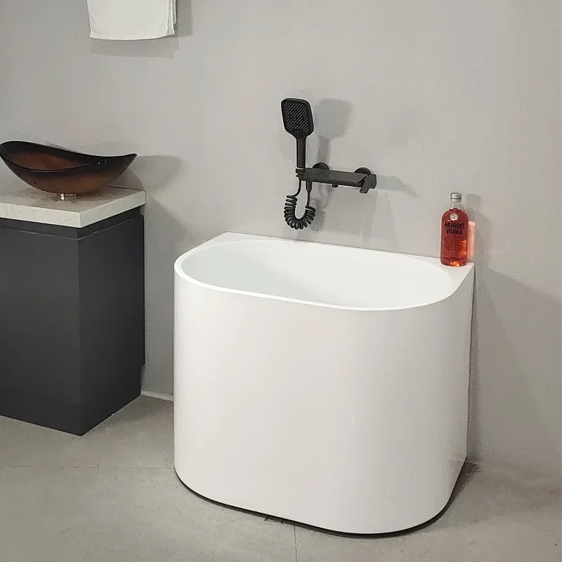 Clean deep bubble bathtub acrylic bathtub small seamless homestay bathtub home mini freestanding.