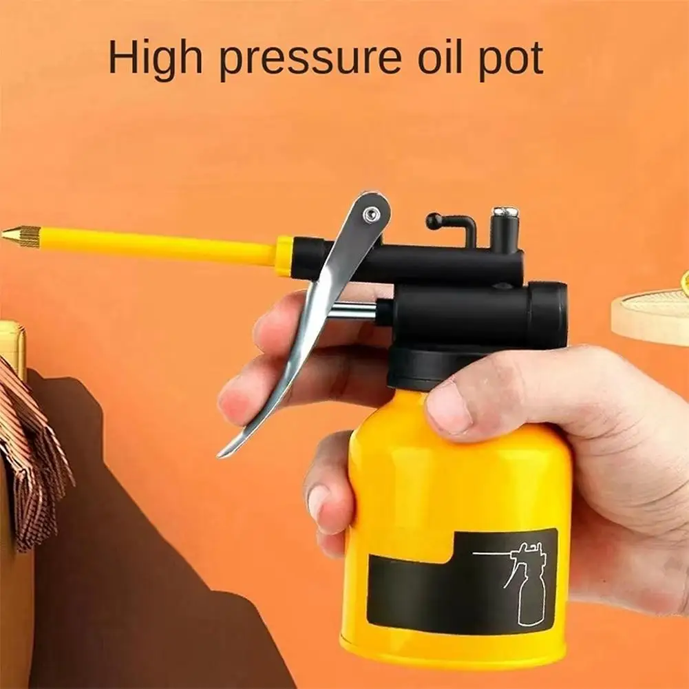 

300ML High Pressure Oil Can Oiler Lubrication Metal Brand Pump Grease Guns Car Oil Pot Bottle Car Repair Hand Tool