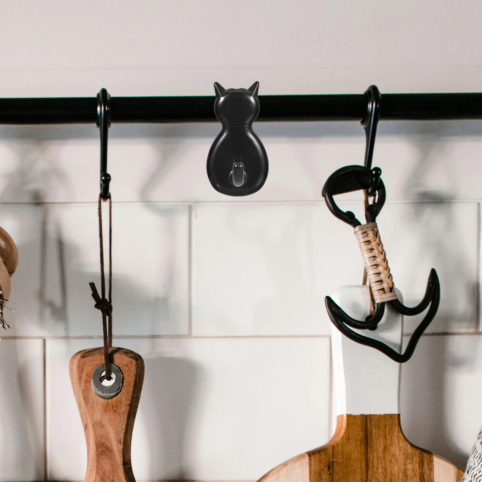 

10Pcs J Shaped Hooks Plastic Cat Hanger Wire Rack Accessories Hanging Sink Grid Home Office Kitchen Bedroom Decorative Utility