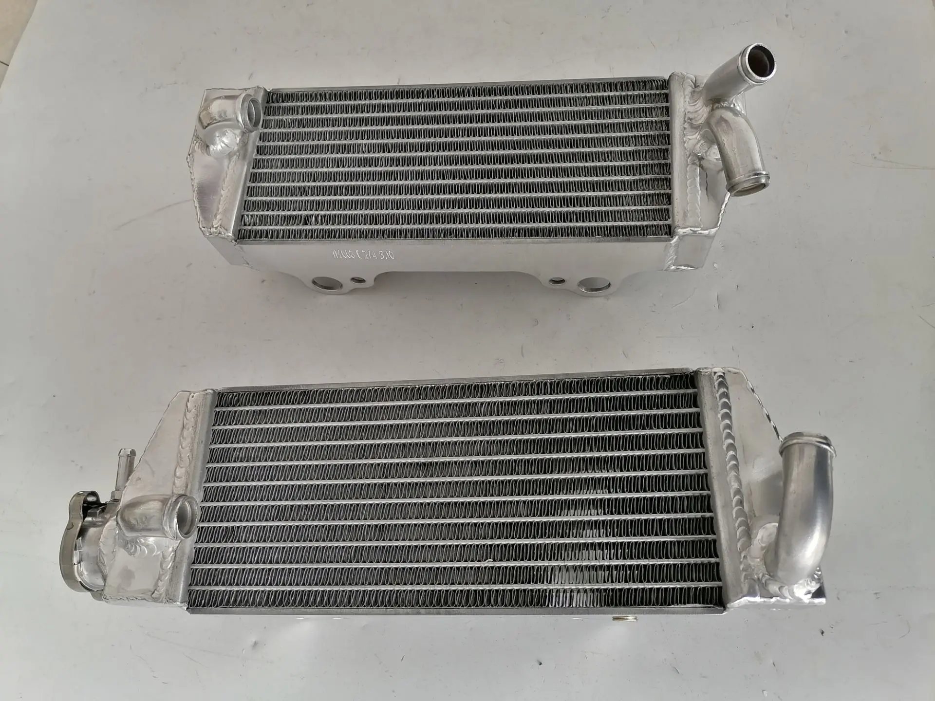 

For 1995-1997 KTM 250/300/360 EXC/MXC/EGS/SX Aluminum Radiator Cooler Cooling Coolant 1995 1996 1997