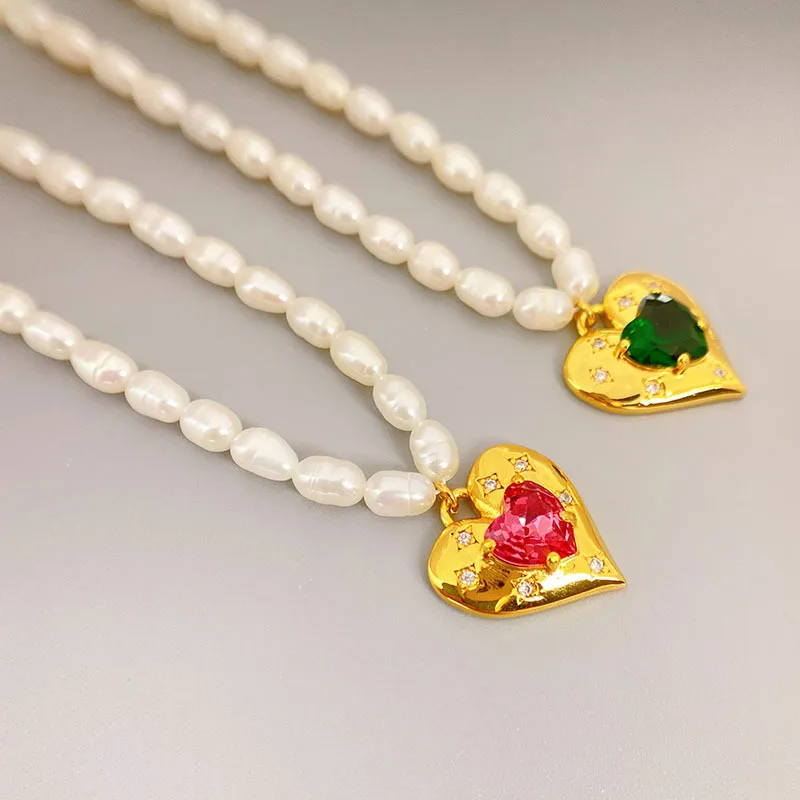 

Classic Charming Breeding Pearl Millet Beads Strand Chain Heart-shaped Pendant Temperament Fashion Light Luxury Style Necklace