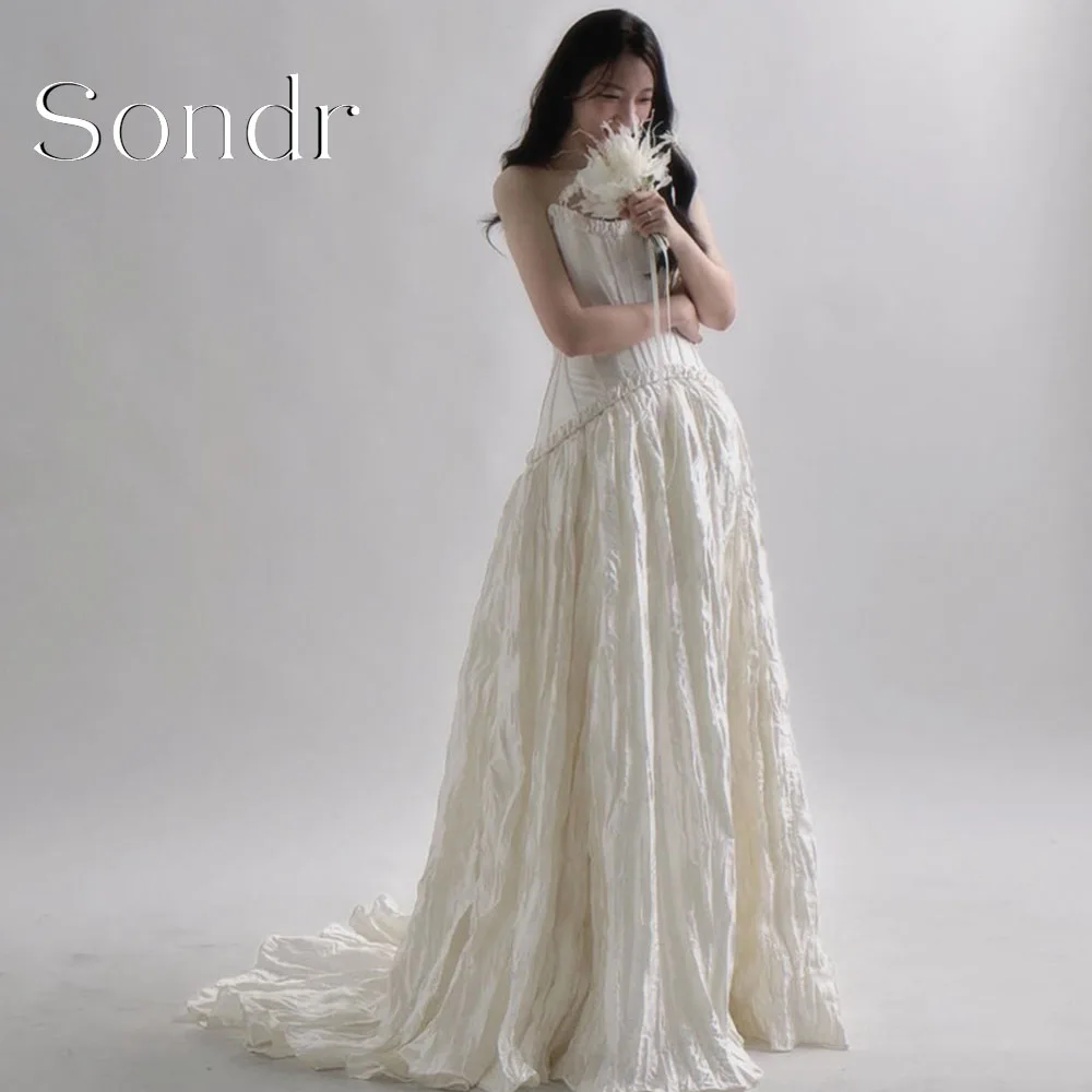 

Sondr Customized Pleated A Line Korean Wedding Dresses Strapless Satin Bridal Gown Corset Back Photo Shoot Gown 2027
