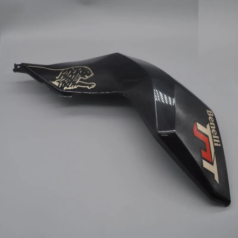 

Боковая крышка масляного бака мотоцикла 125 куб.см, пластиковые крышки топливного бака для qjiang benelli BJ125-3E TNT125 TNT135 TNT 125 135