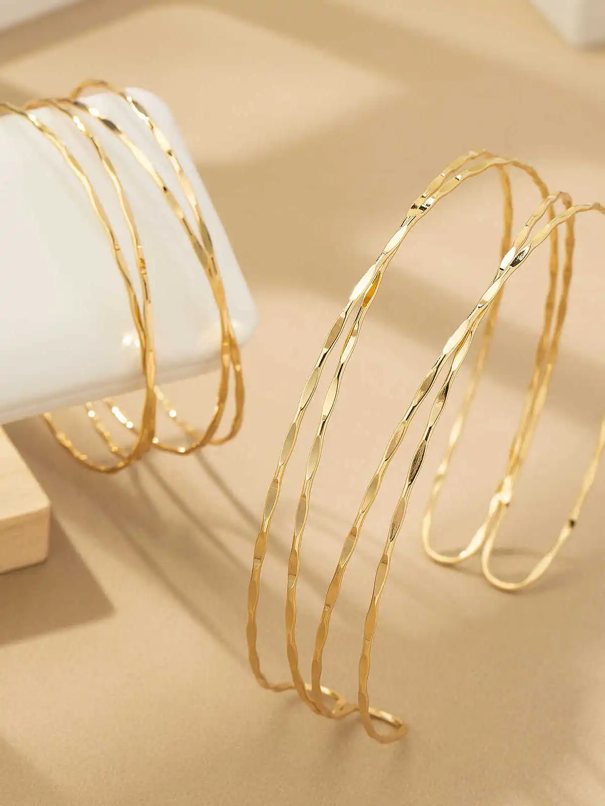 

Golden Facet Double Cross Adjustable Open Bracelet Nelace Set Faionable mat Design Cusizable Arm Ring Hand Brac...