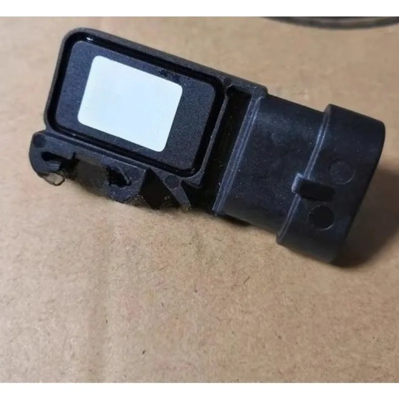 Suitable for Huanglong BJ300GS Lembelong BN302TNT302 Intake Pressure Sensor Intake Sensor