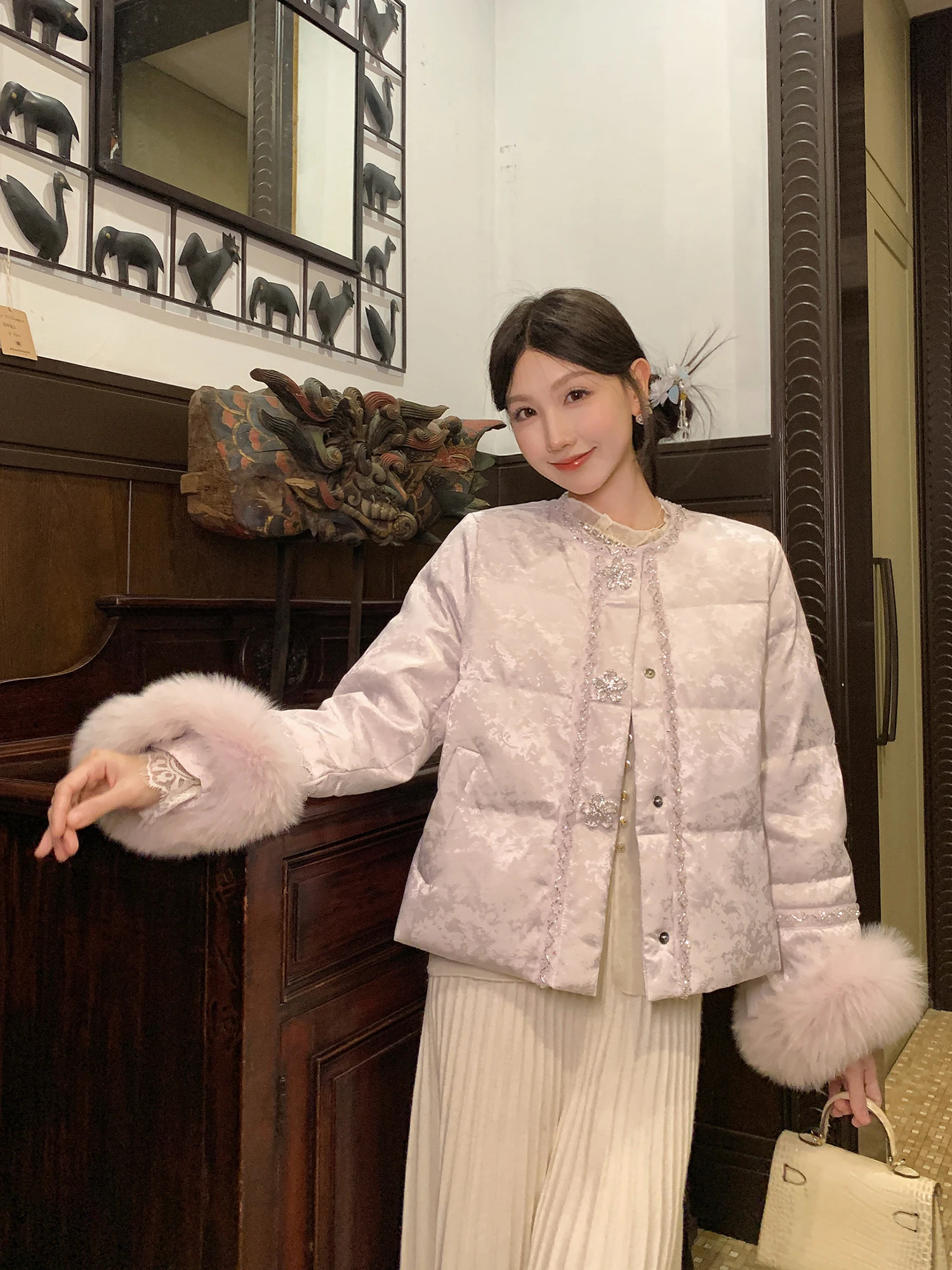 

New Chinese Sle Embroidered Heavy Work ort down Jaet Women's Winter Faion Outerwear Commute Sle Polyester Fiber