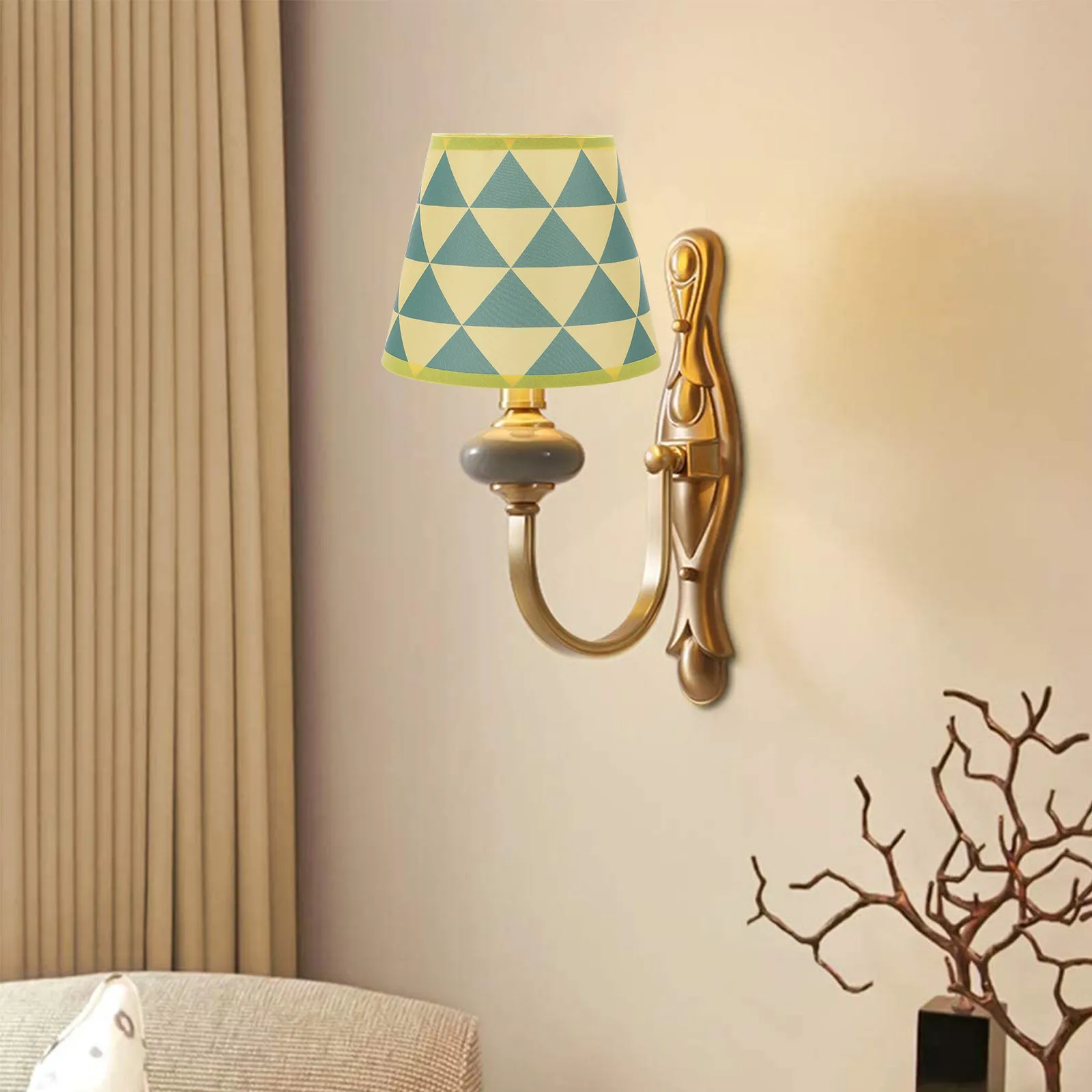 

Элегантный тканевый абажур для домашнего декора, легко устанавливается и снимается, простая сборка, не требует клея или инструментов.