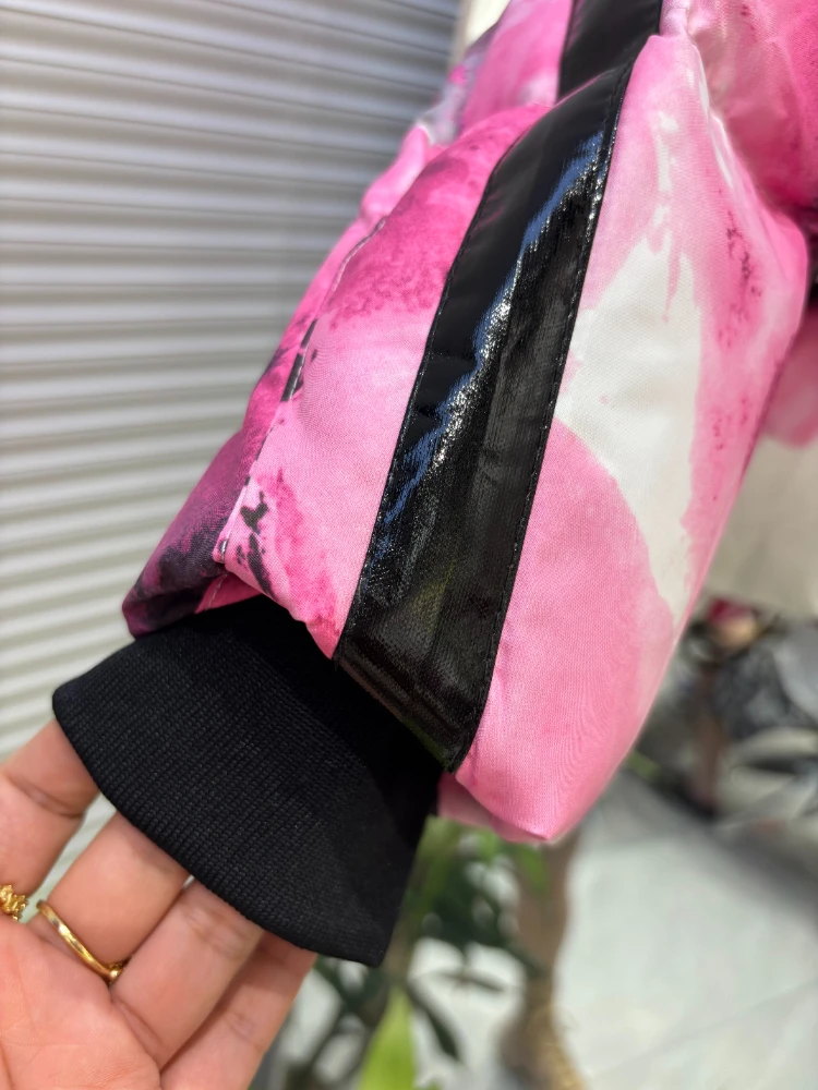 Piumino da strada alla moda Abbigliamento invernale da donna 2025 Nuovo vintage Y2k stampato con cappuccio sciolto piumino d'anatra bianca Abbigliamento esterno