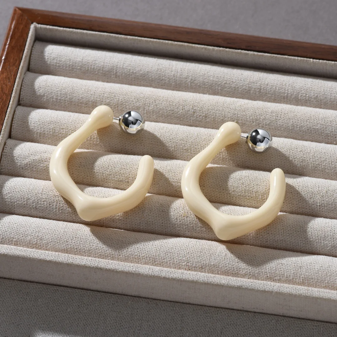 

Европа Америка молочно-белые прозрачные серьги из смолы неправильной формы, женские модные модные аксессуары