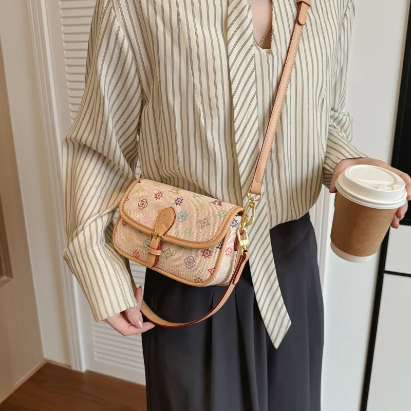 High end handbag for women 2025 new fashionable retro vintage floral small square bag versatile single shoulder crossbody bag