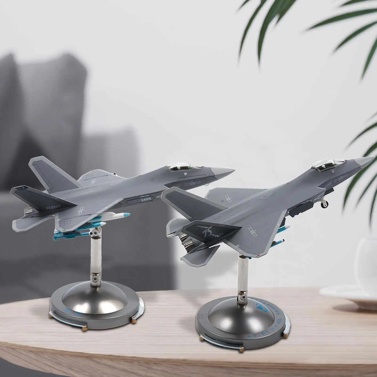 

1:72 Model Alloy Aircraft Model Desktop Decoration Diecast Plane Model Airplane Model for Countertop Bar Cabinet