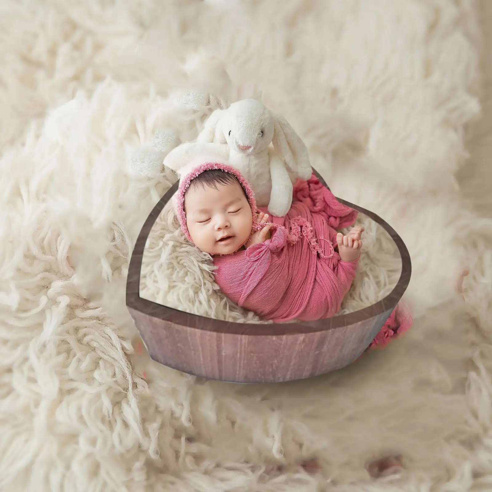 Newborn Baby Photo Studio Props Wooden Bathtub Heart Shape Color Brown Accessory Lovely Multi Purpose Baby Cot Size 39x39x15cm