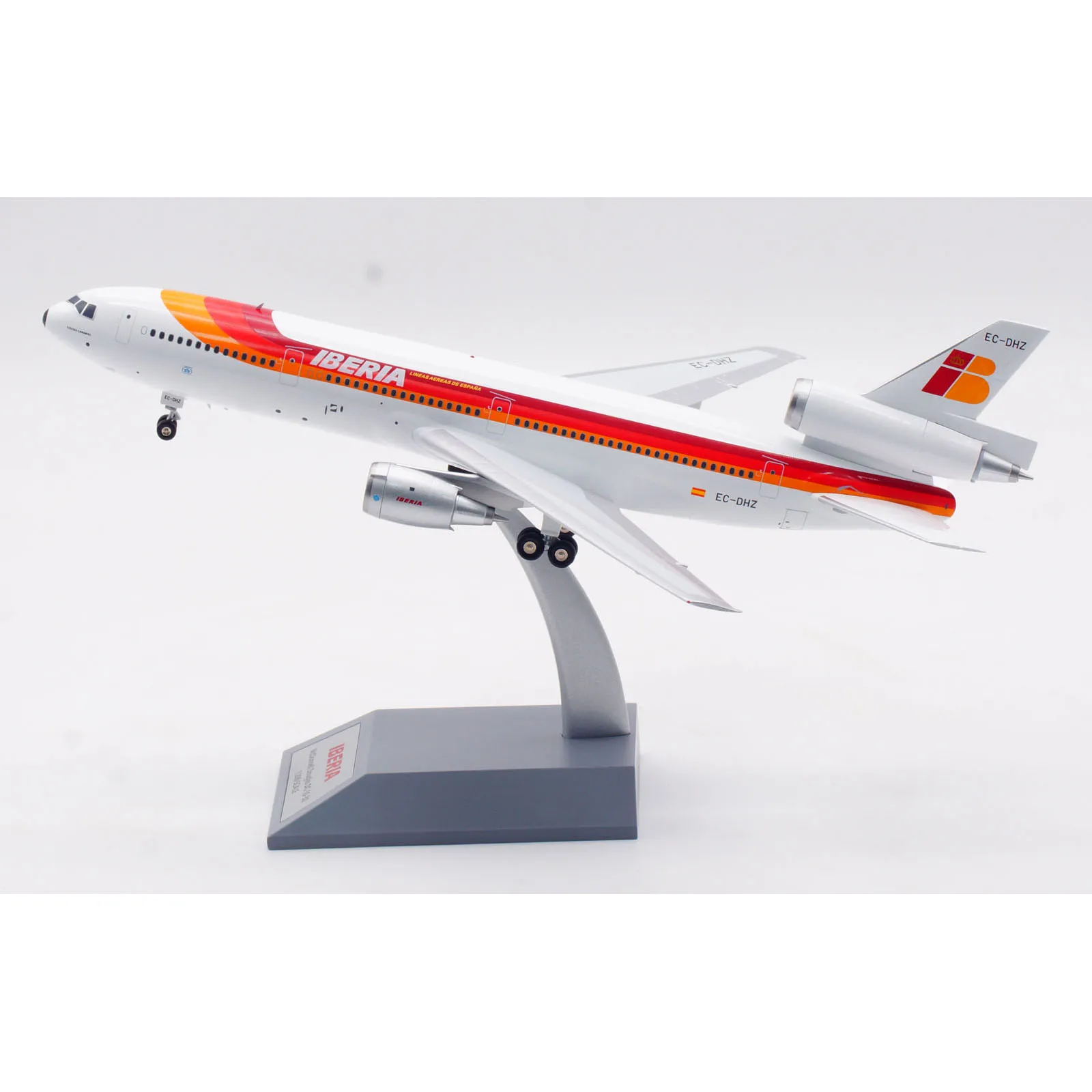 IF103IB1224 Alloy Collectible Plane Gift INFLIGHT 1:200 Iberia McDonnell Douglas DC-10-30 Diecast Aircraft Jet Model EC-DHZ