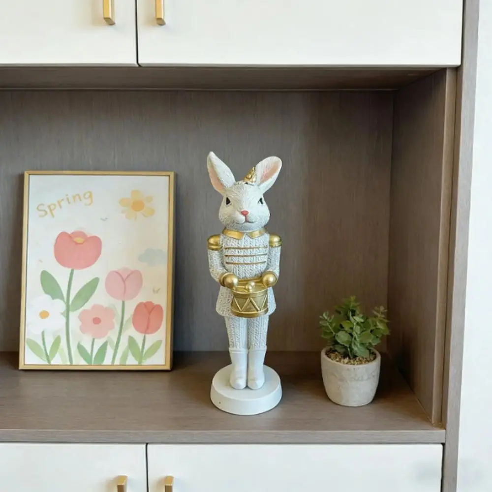 Resin Material Bunny Statues Soldier Style Cute Design Nut Cracker Rabbit Holiday Design Spring Theme Bunny Sculpture