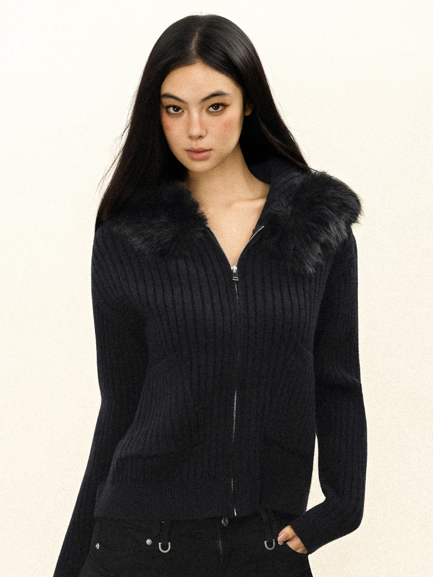 

Ретро-кардиган в американском стиле с капюшоном, женская зимняя теплая кофта из искусственного меха на молнии, модная верхняя одежда прямого кроя, мягкая и стильная.