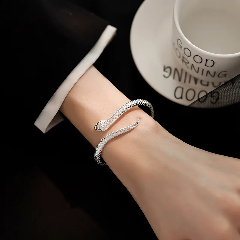 Pulsera de plata de ley 925 con forma de serpiente, brazalete de temperamento, regalo de fiesta de cumpleaños, joyería hermosa para mujer, envío