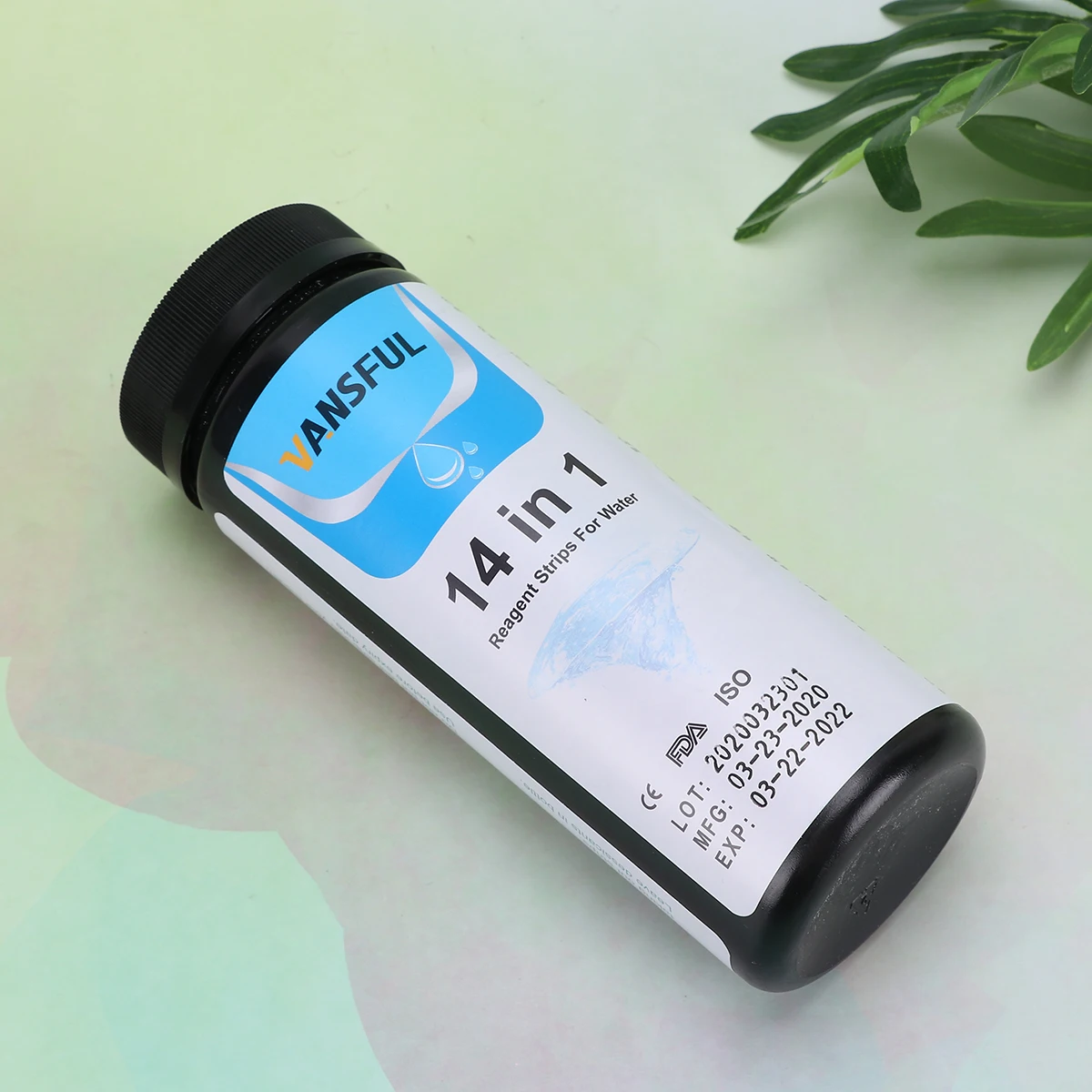 

50 Pcs Water Quality Testing Paper PH Test Strips for Hot Tub Cyanuric Acid Hardness Chlorine Aquarium