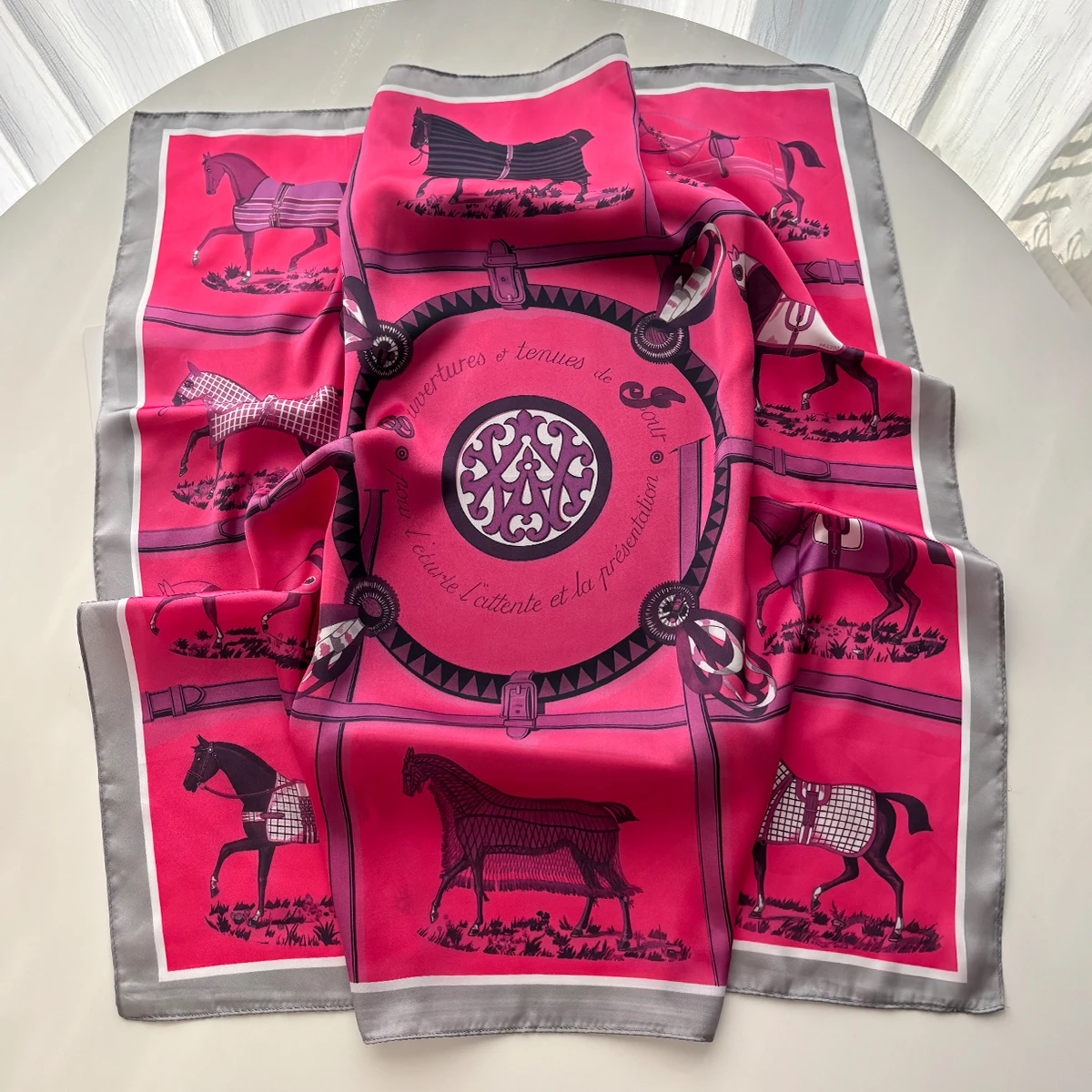 Frauen Quadrat Schal Seide Nachahmung Luxus Design Halstuch Bandana Foulard Dame Schal Schals Wrap Kopf Haar Band Krawatten – Detail 7