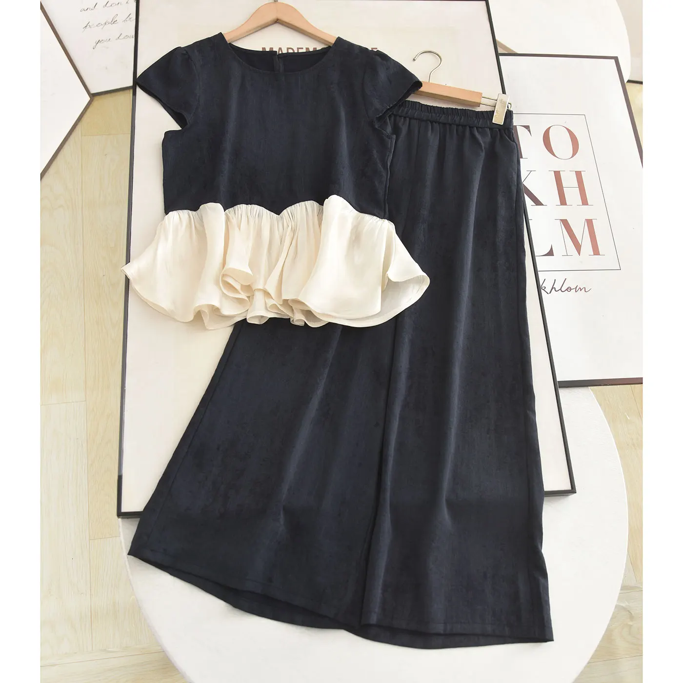 

High Waist Wide Leg Pants Nine Points Short Sleeve round Neck Color Series Slimming Effect Two Piece Set Women's Summer Fashion