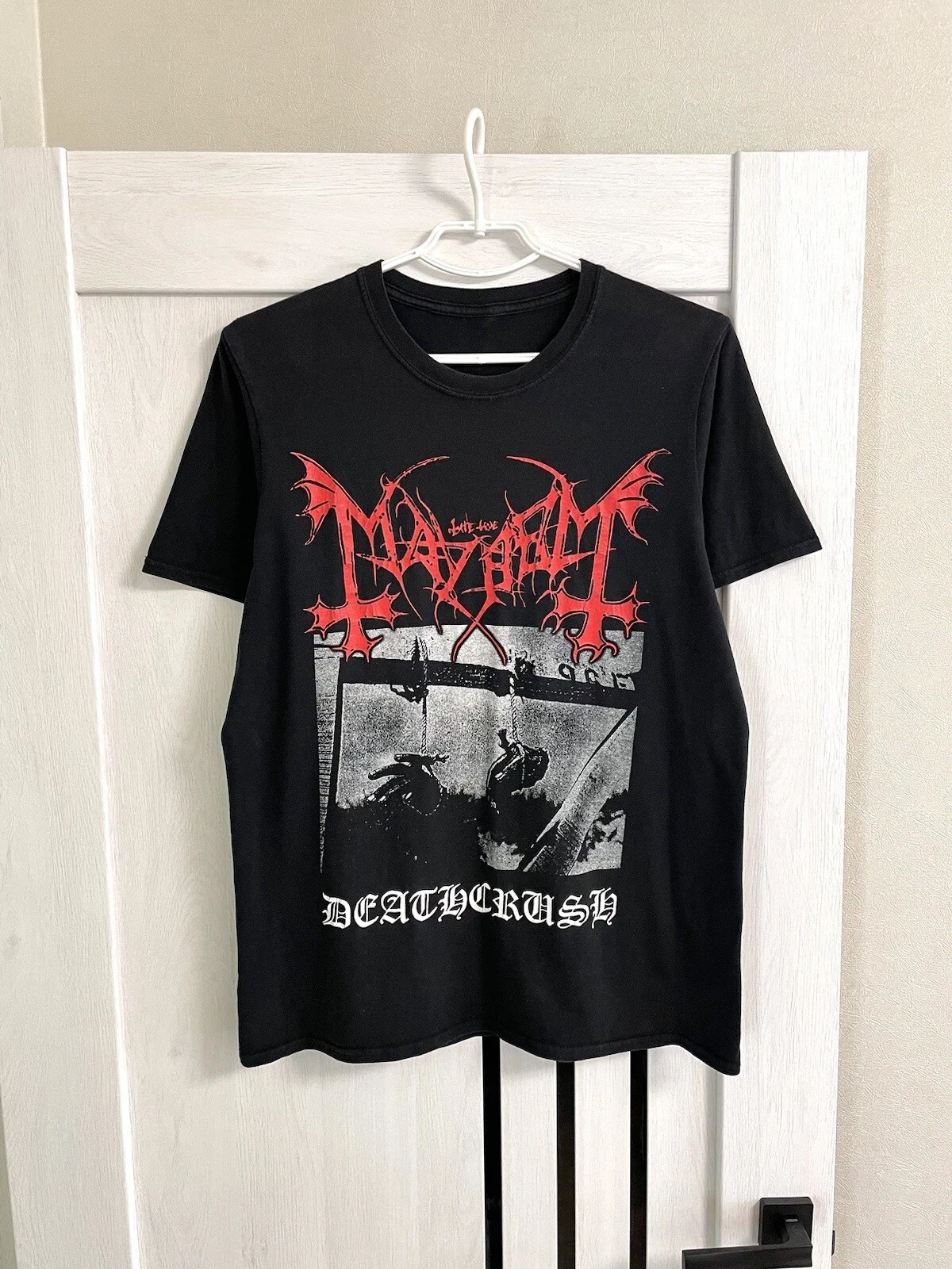 

25 New Vintage Mayhem Deathcrush Black Metal Band T-Shirt Graphic Shirt Unisex Men Women Summer Men T-Shirt Crew Neck Cotton Tee