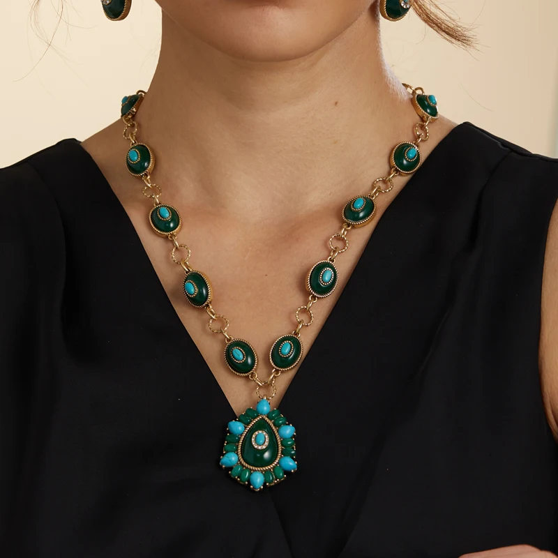 

Retro Green Necklace Vintage Natural Stone Pendants Charms For Women Eye Beaded Gold Color Antique Jewelry Gift Mother Day 2025