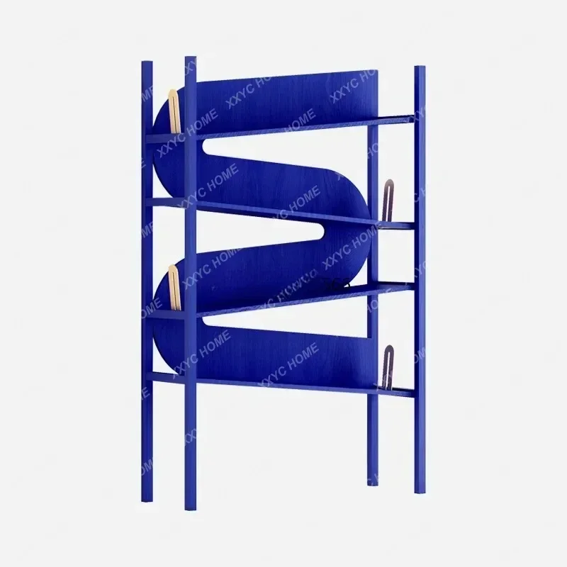 

Floor shelf integrated against the wall Solid wood bookshelf Layered baffle against the wall Small apartment