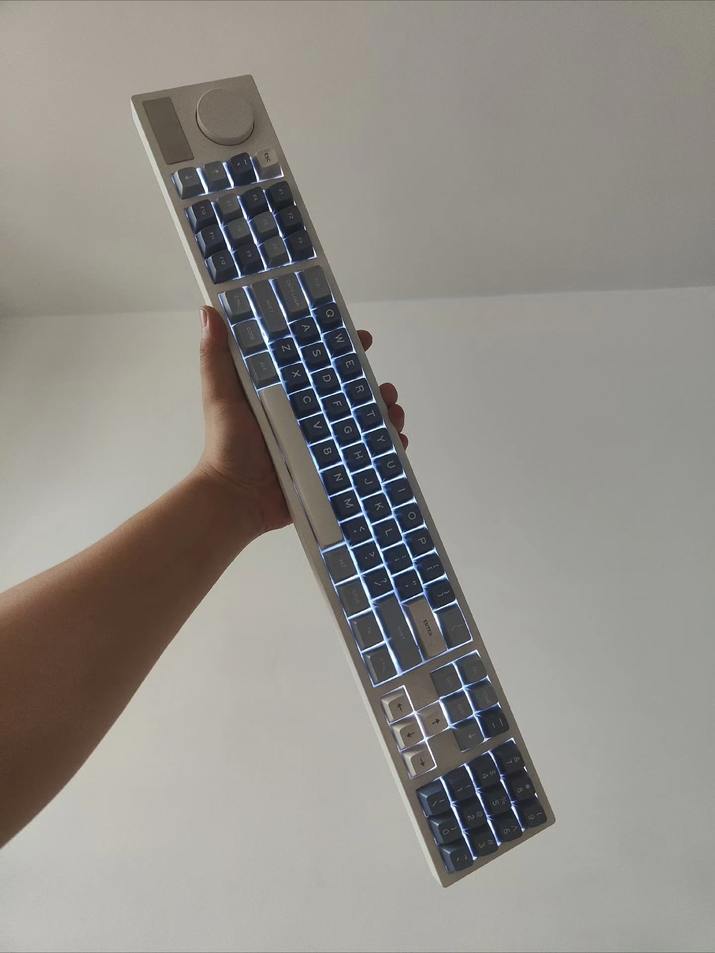 

Machete V2 Mechanical Keyboard Kit Washboard Cusom Wired Bluetooth Dual Mode RGB Hot Swap ZMK CNC Aluminium Knob DIY Keyboard