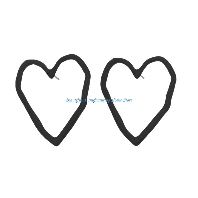 

E56A Hollow Heart Studs Earrings Creative Ear Accessory Heart Ear Studs Suitable for Teens Youthful Fashion Lovers Present