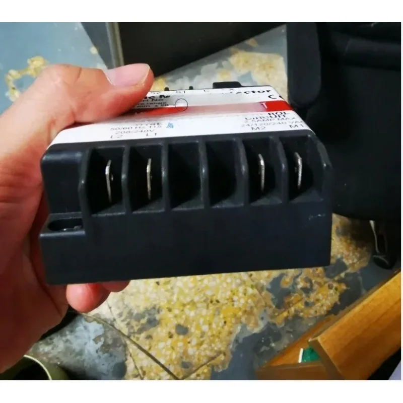 KRIWAN INT69 SC DMYKLIXON Motor Protector Module 41AA1606E
