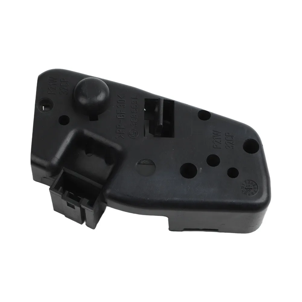 Black Rear Left Inner Light Socket Rear Left Inner Light Socket Adapter Replacement Light Base Non Deformation