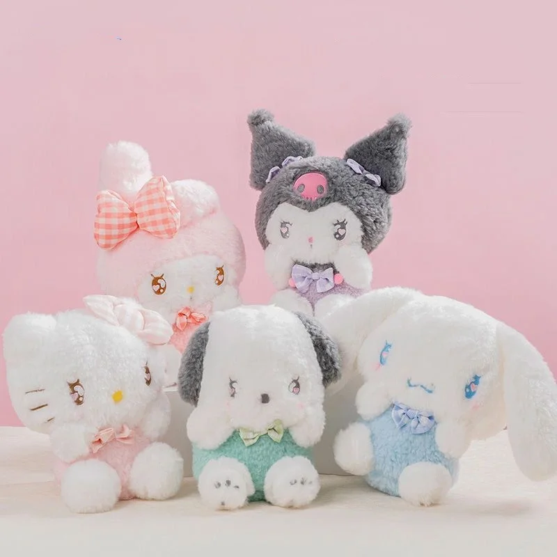 Echte Sanrio-Charaktere My Melody Kuromi Cinnamoroll Hellokitty Weiche Plüschtiere Stoffpuppen Weihnachtsabschlussgeschenke