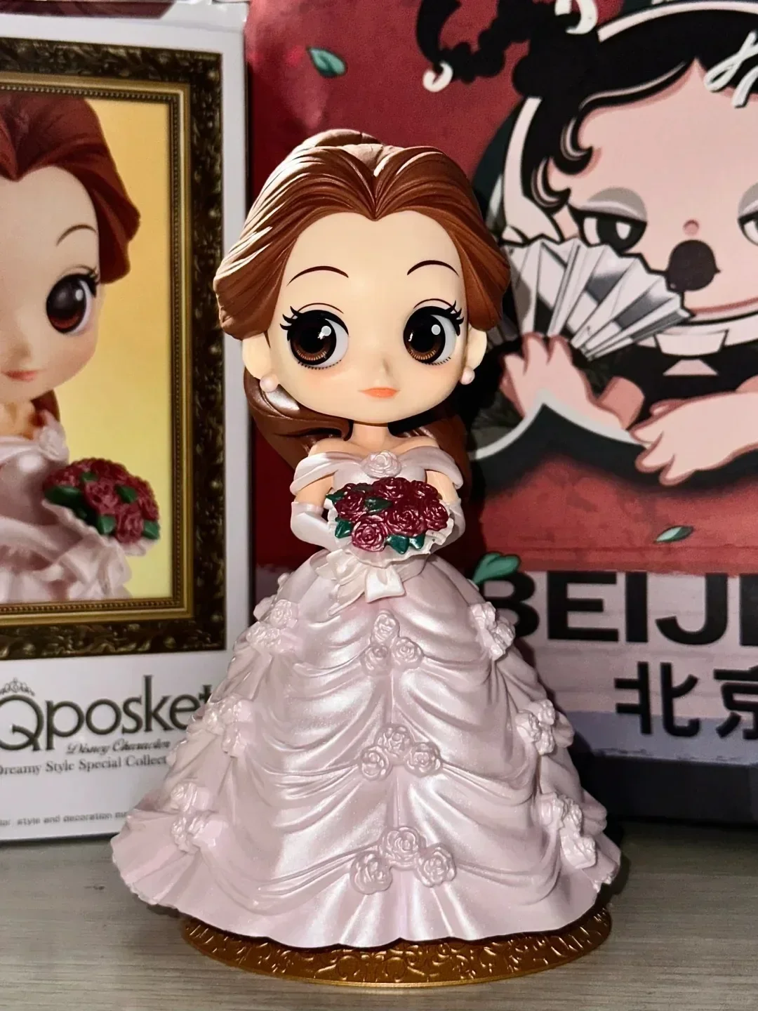 

Disney Genuine Qposket Wedding Dress Version Princess Anime Figures Action Figure Collection Model Creative Children Cute Gifts