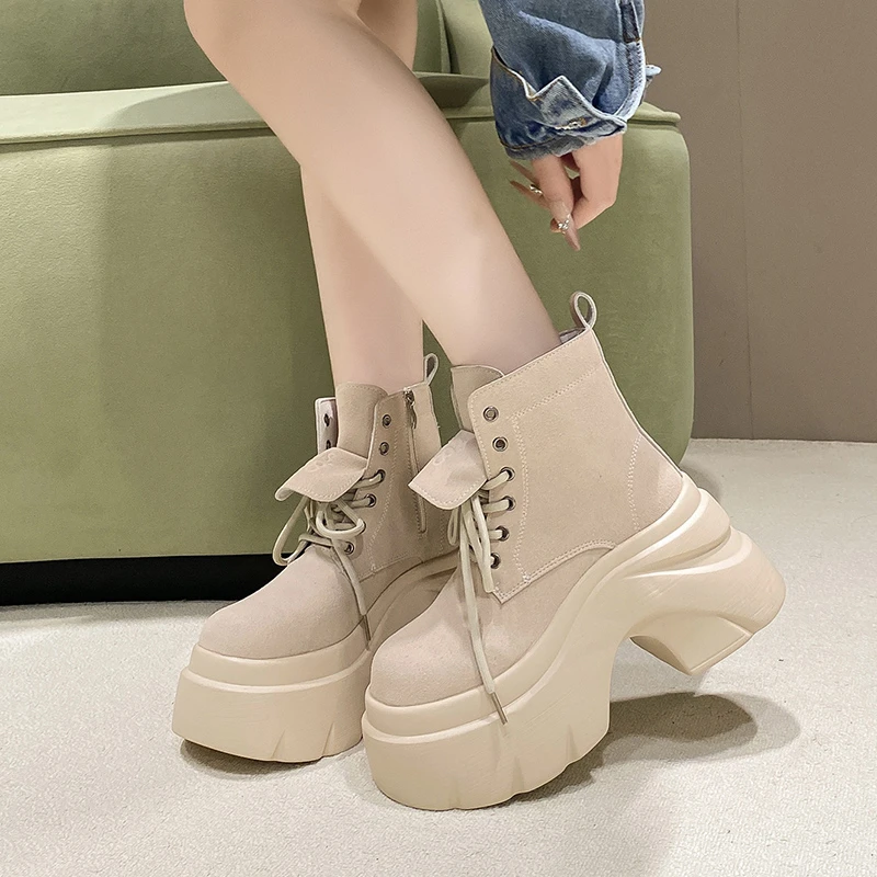 

Брендовые дизайнерские армейские ботинки на массивном каблуке, осенние черные ботинки на платформе в стиле панк, женская зимняя обувь Rave, замшевые кожаные кроссовки внутри