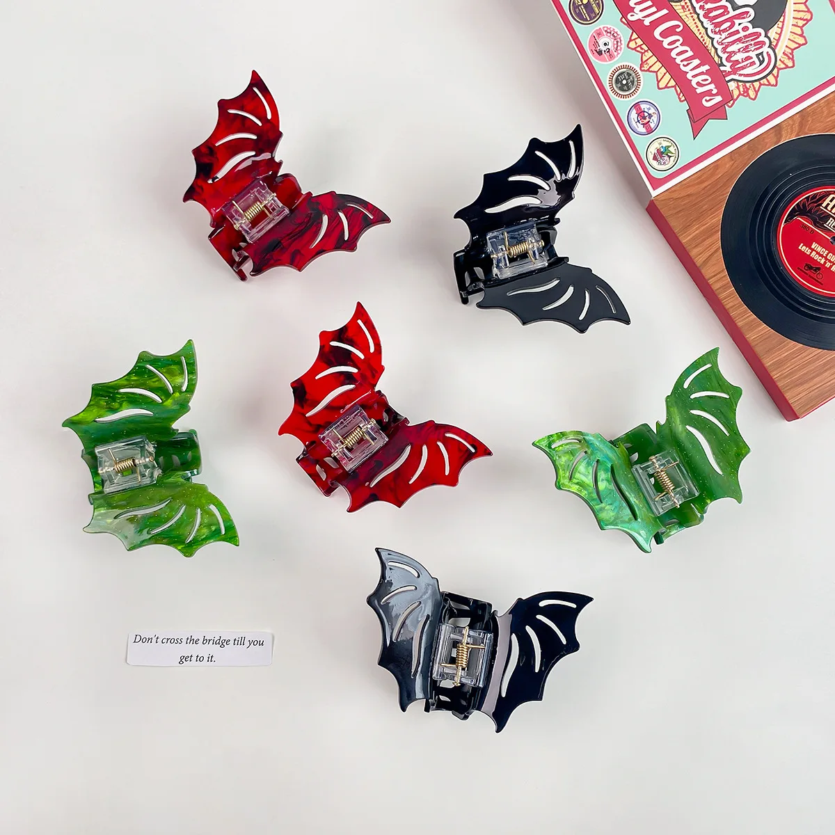 2023 nowy klamra do włosów w kształcie nietoperza dla kobiet z tyłu włosy krab spinka do włosów gotycki styl Y2K Halloween akcesoria do włosów oryginalność Femal