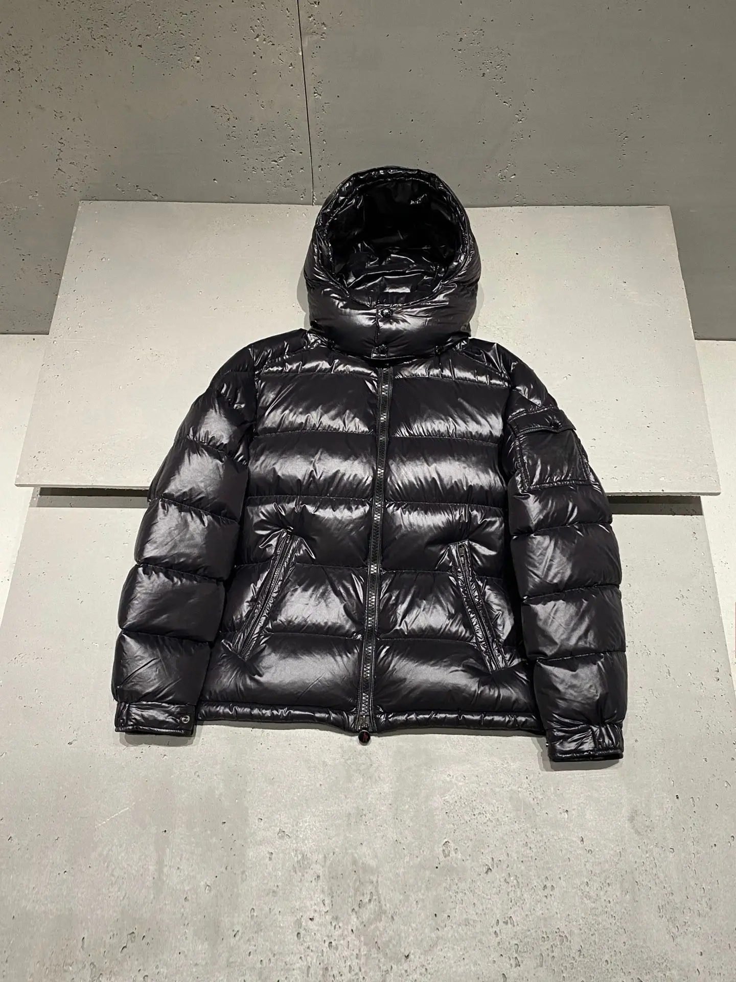 حار بيع 2025 جديد الشتاء قصيرة أسفل سترة الرجال النساء ، 90% الأبيض أوزة ريشة ، عالية اللمعان النايلون للماء يندبروف معطف دافئ #4