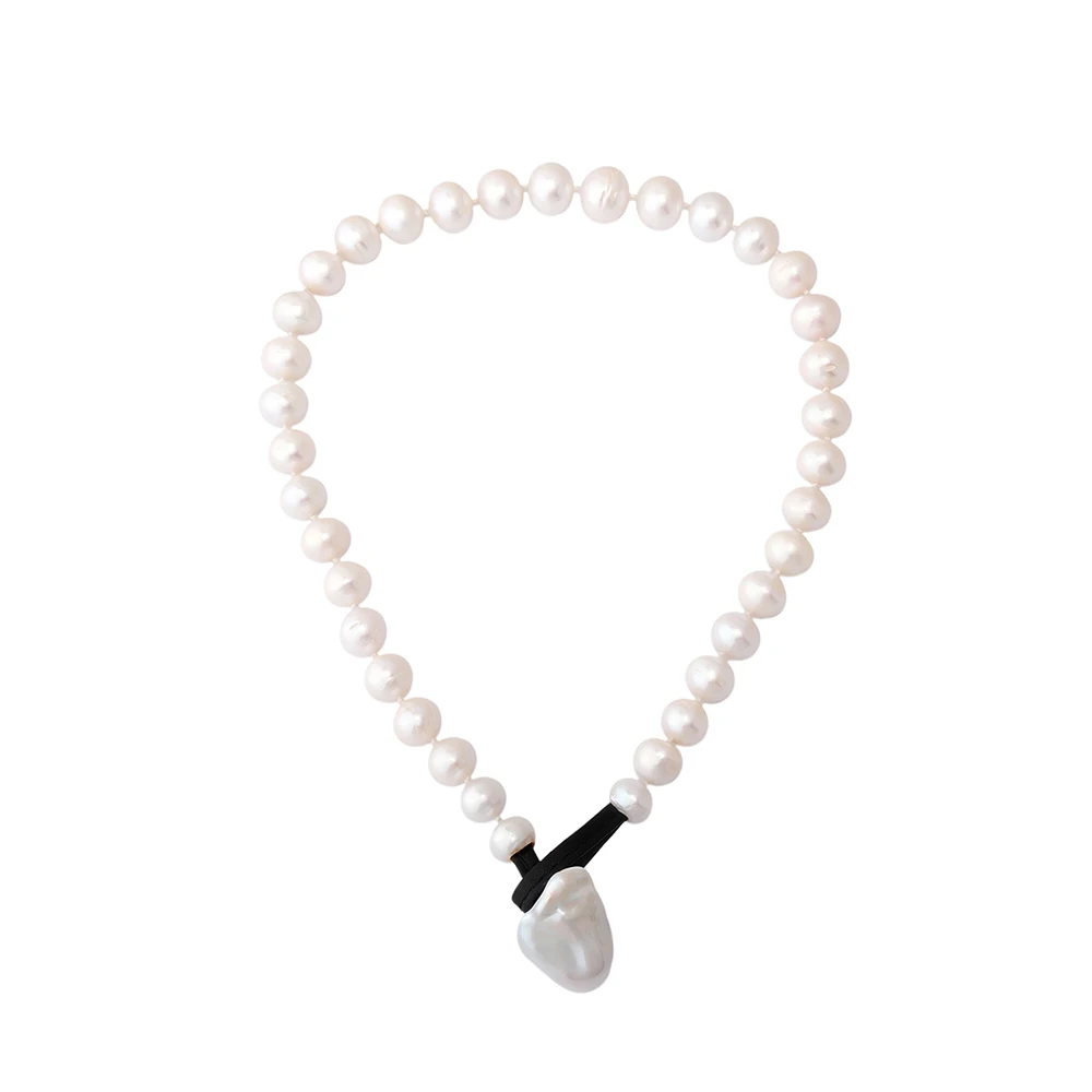 

AB/ Natural Shaped Baroque Pearl with sheepskin buckle niche design luxury banquet jewelry women's necklace.