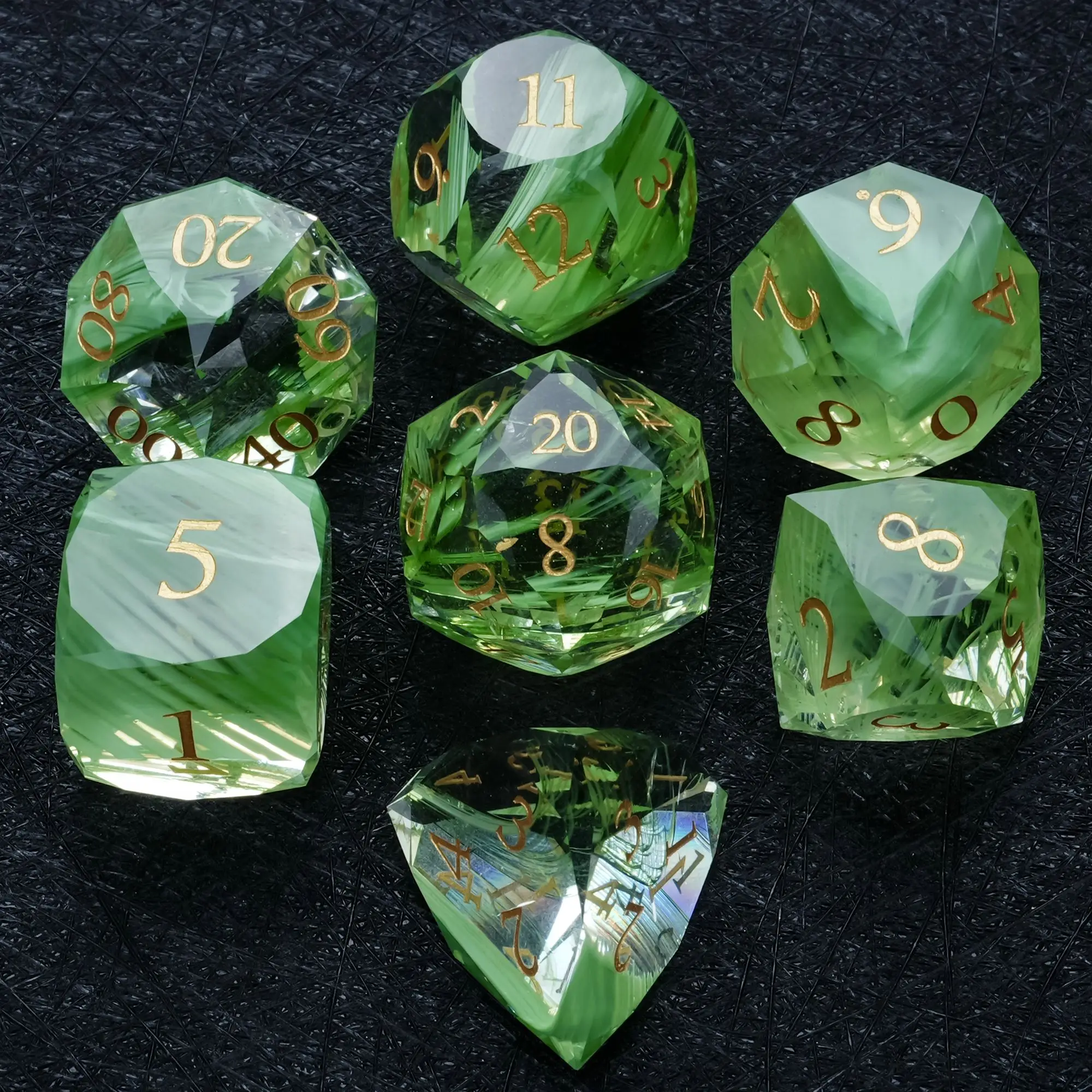 

1-7pcs Emerald Green Glass Gemstone DND Dice Set Multi-sided Polyhedral Dice Golden Word Dice for D&D Game COC Role Playing RPG