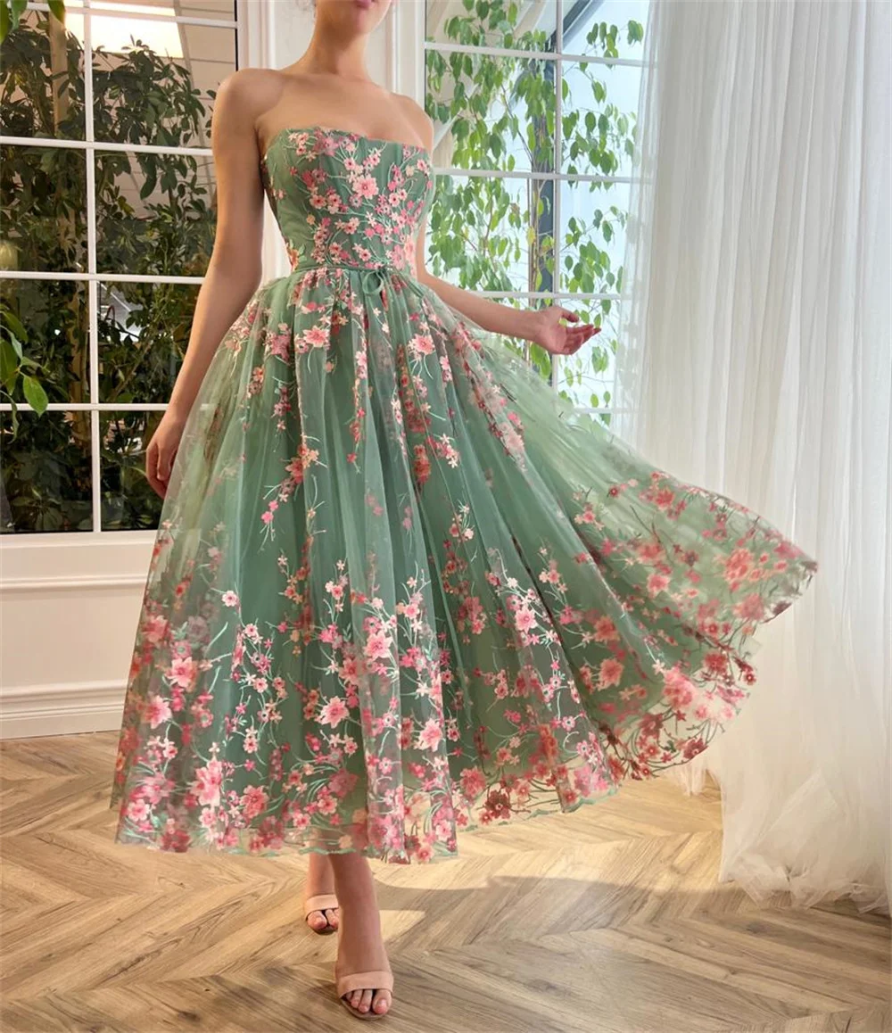 Amanda Customized Appliques Tiered Ruffle Strapless Ball Gown Prom Dresses Lace-up vestidos de noche Sleeveless Formal Evening